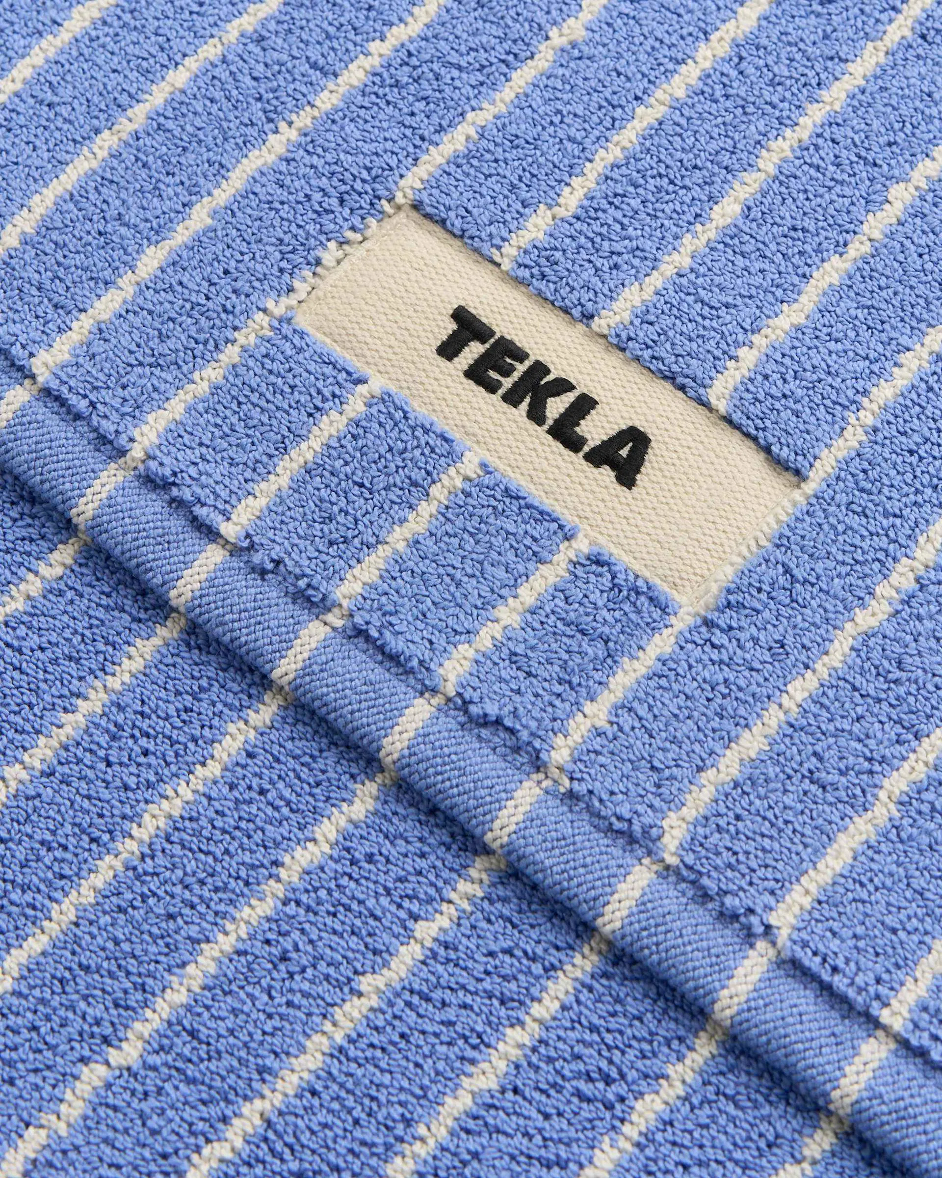 Tekla Fabrics Bath mat – striped – Clear Blue Stripes