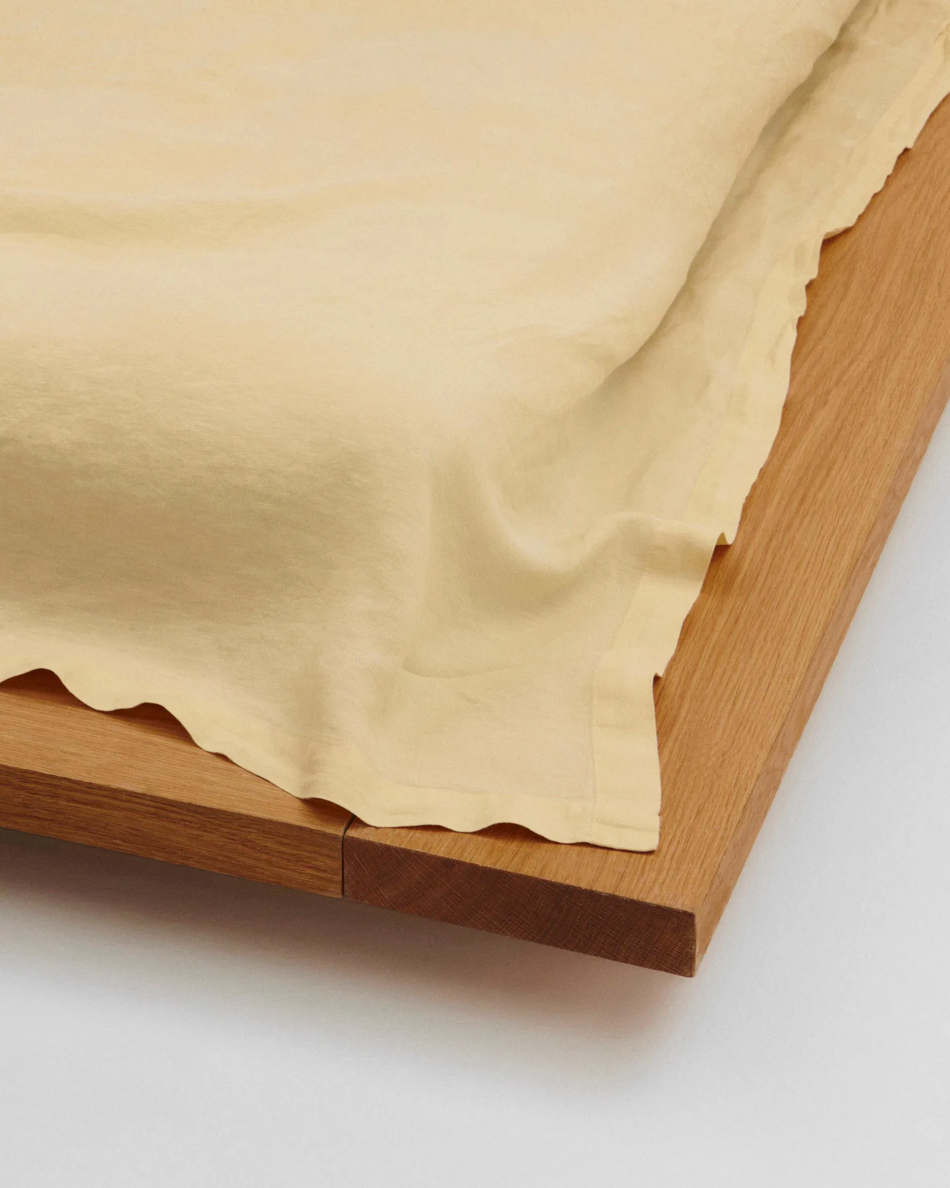 Tekla Fabrics Linen sheet – Soft Yellow